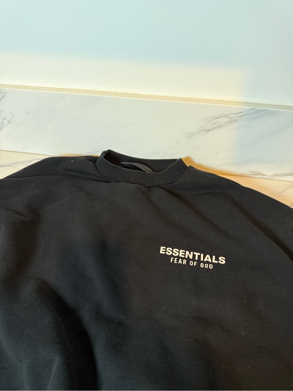 Essentials black oversized crewneck - Picture 3 of 5